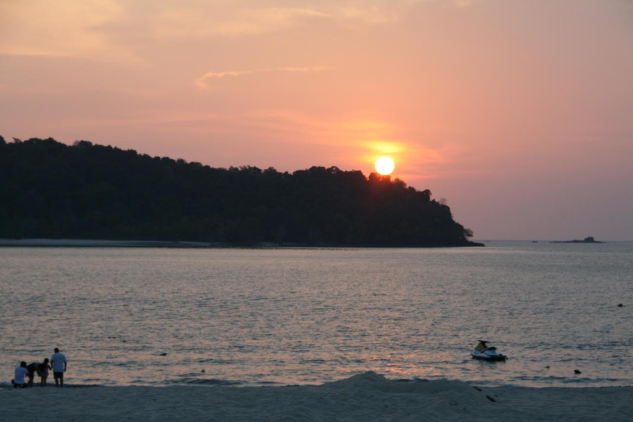 Dash Resort Langkawi Pantai Cenang  Buitenkant foto